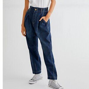 Free People | We The Free Sawyer Pull On Boyfriend Jeans | Dark Rinse | XS